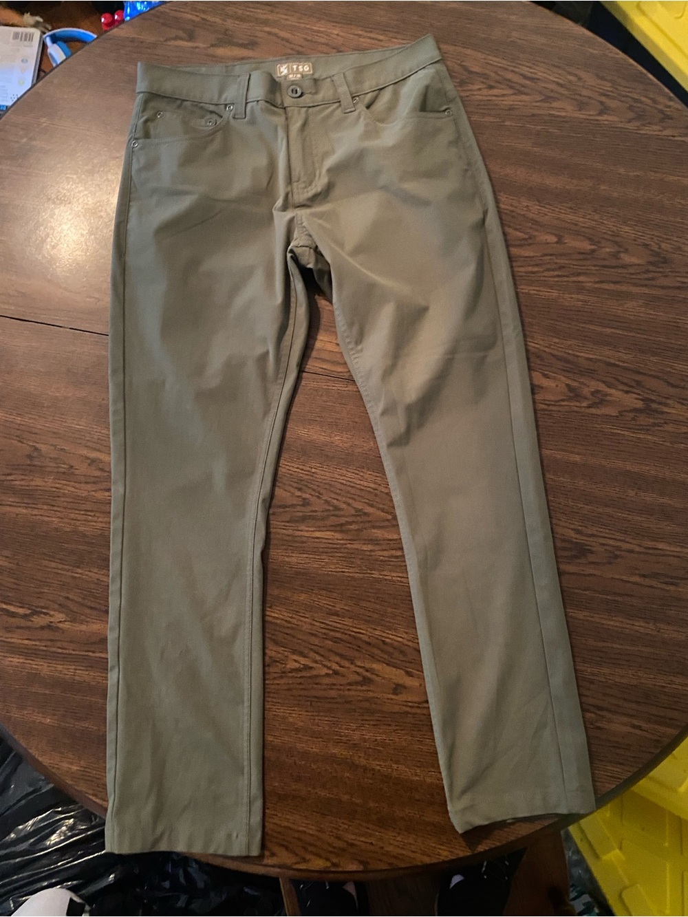 Slim Straight Men's Chinos in Olive Green